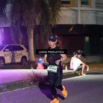 Runner Photo 7977376