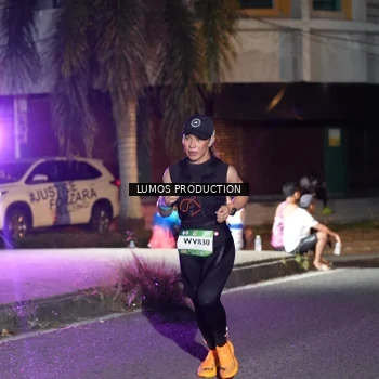 Runner Photo 7977378