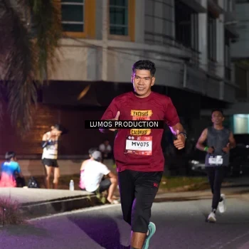 Runner Photo 7977435