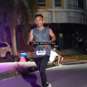 Runner Photo 7977463