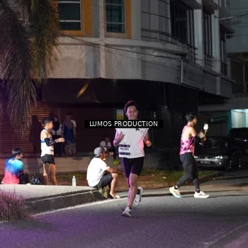 Runner Photo 7977484