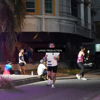 Runner Photo 7977491