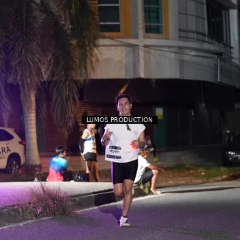 Runner Photo 7977495