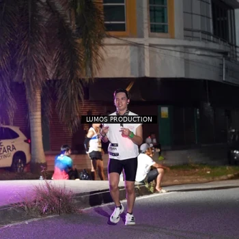 Runner Photo 7977497
