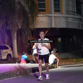 Runner Photo 7977503