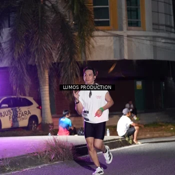 Runner Photo 7977505