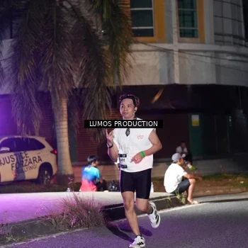 Runner Photo 7977510