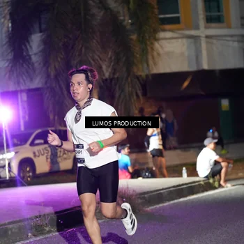 Runner Photo 7977512