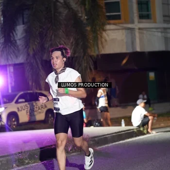 Runner Photo 7977514
