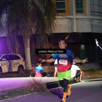 Runner Photo 7977529