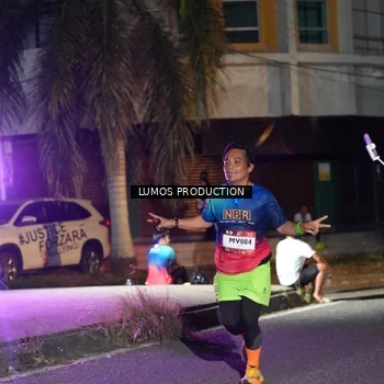 Runner Photo 7977530