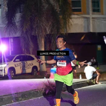 Runner Photo 7977537