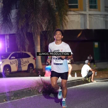 Runner Photo 7977552