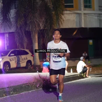 Runner Photo 7977554