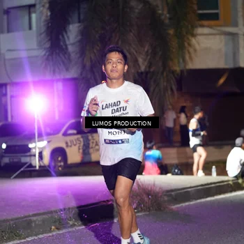 Runner Photo 7977565