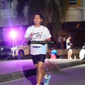 Runner Photo 7977567