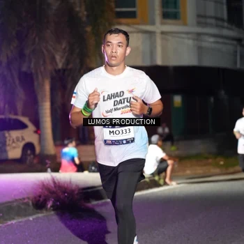 Runner Photo 7977575