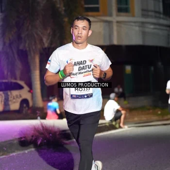 Runner Photo 7977579