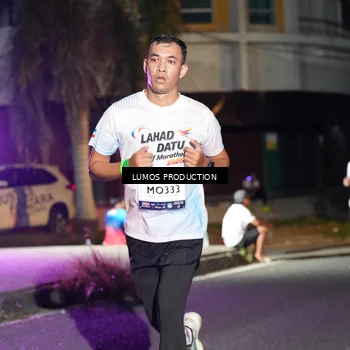 Runner Photo 7977583