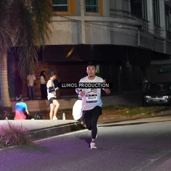 Runner Photo 7977586
