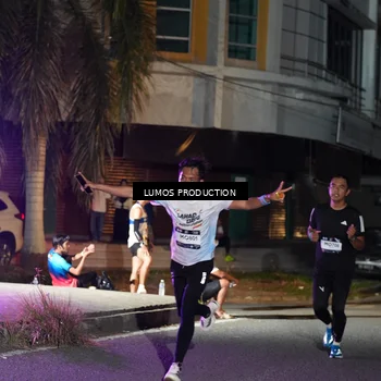 Runner Photo 7977619
