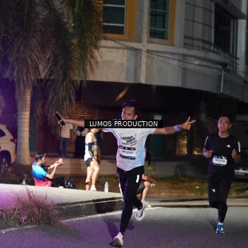 Runner Photo 7977621