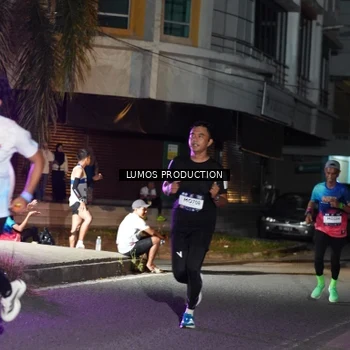 Runner Photo 7977639