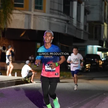 Runner Photo 7977660