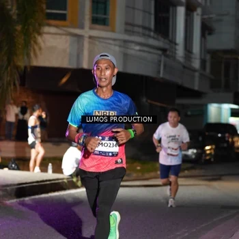Runner Photo 7977667