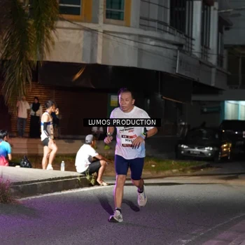 Runner Photo 7977671
