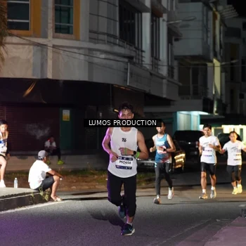 Runner Photo 7977694