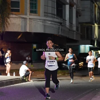 Runner Photo 7977698