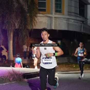 Runner Photo 7977709