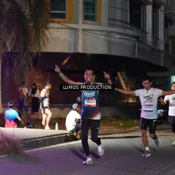 Runner Photo 7977722