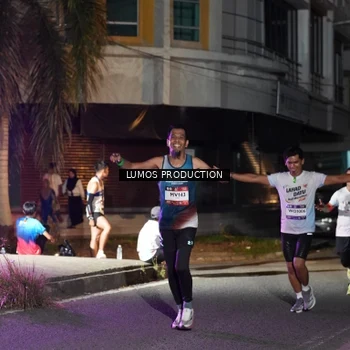 Runner Photo 7977723