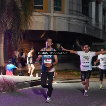 Runner Photo 7977728