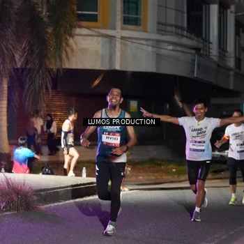 Runner Photo 7977729