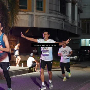 Runner Photo 7977738