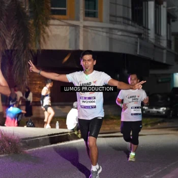 Runner Photo 7977743