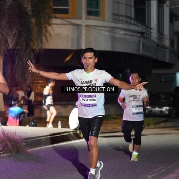 Runner Photo 7977748