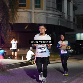 Runner Photo 7977792