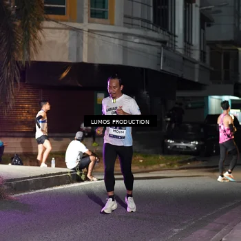 Runner Photo 7977871