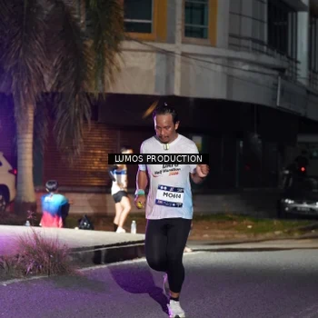 Runner Photo 7977877