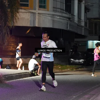 Runner Photo 7977878