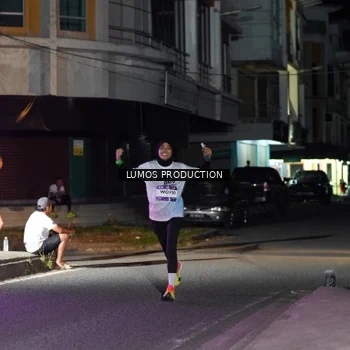 Runner Photo 7977897