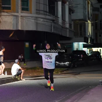 Runner Photo 7977903