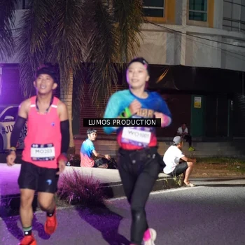 Runner Photo 7978010