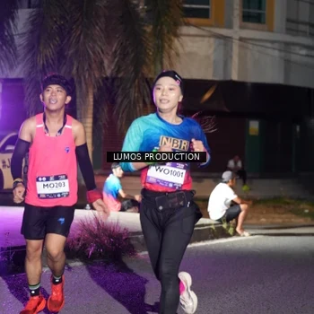 Runner Photo 7978013