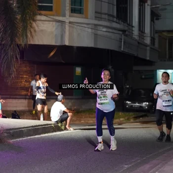 Runner Photo 7978106