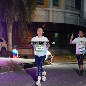 Runner Photo 7978126